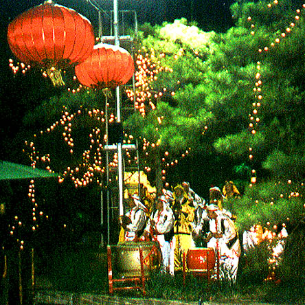 Chinese
                  percussion orchestra