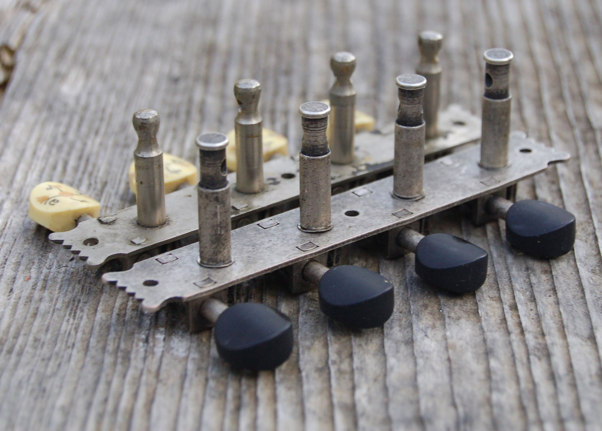 Waverly slot head guitar tuners
